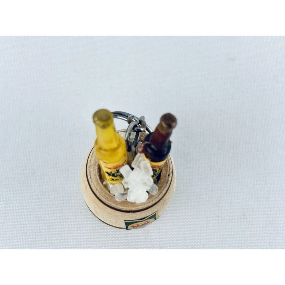 President Beer 2 Two‎ Bottles Barrel Key Chain - Advertising